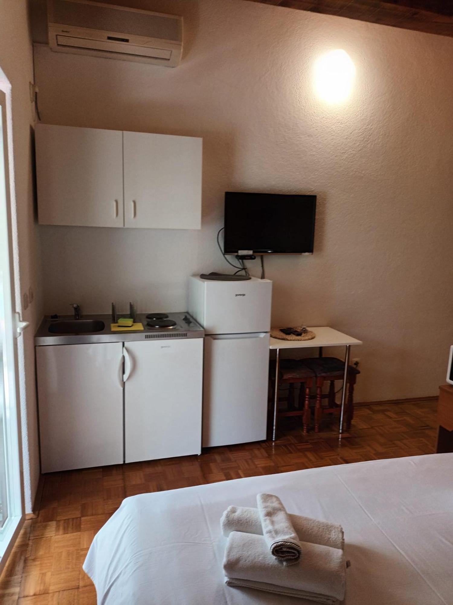 Apartment Mrkic 비오그라드나모루 외부 사진