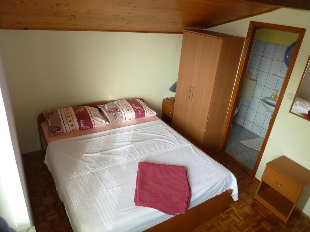 Apartment Mrkic 비오그라드나모루 객실 사진