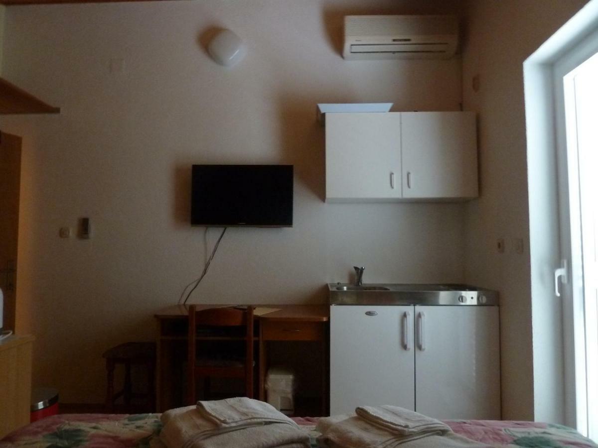 Apartment Mrkic 비오그라드나모루 외부 사진