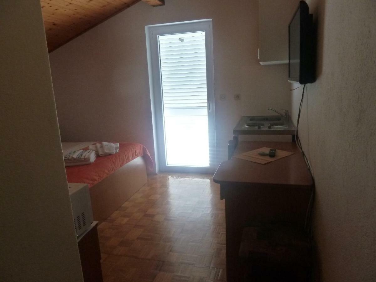 Apartment Mrkic 비오그라드나모루 외부 사진